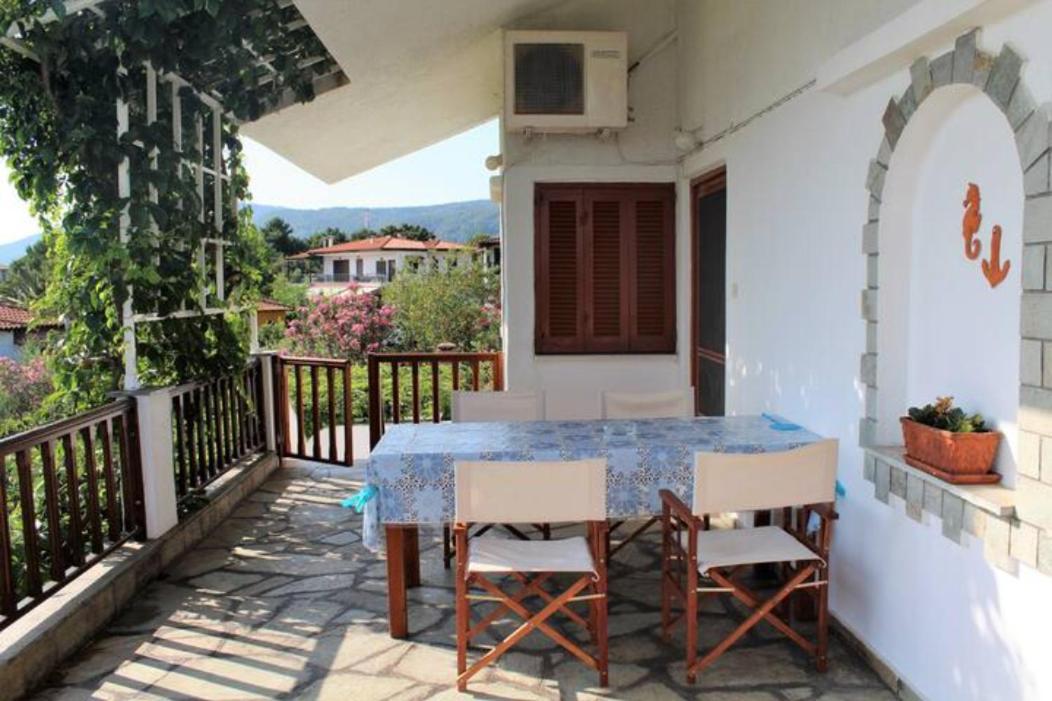 Lila Apartments Vourvourou Exterior photo