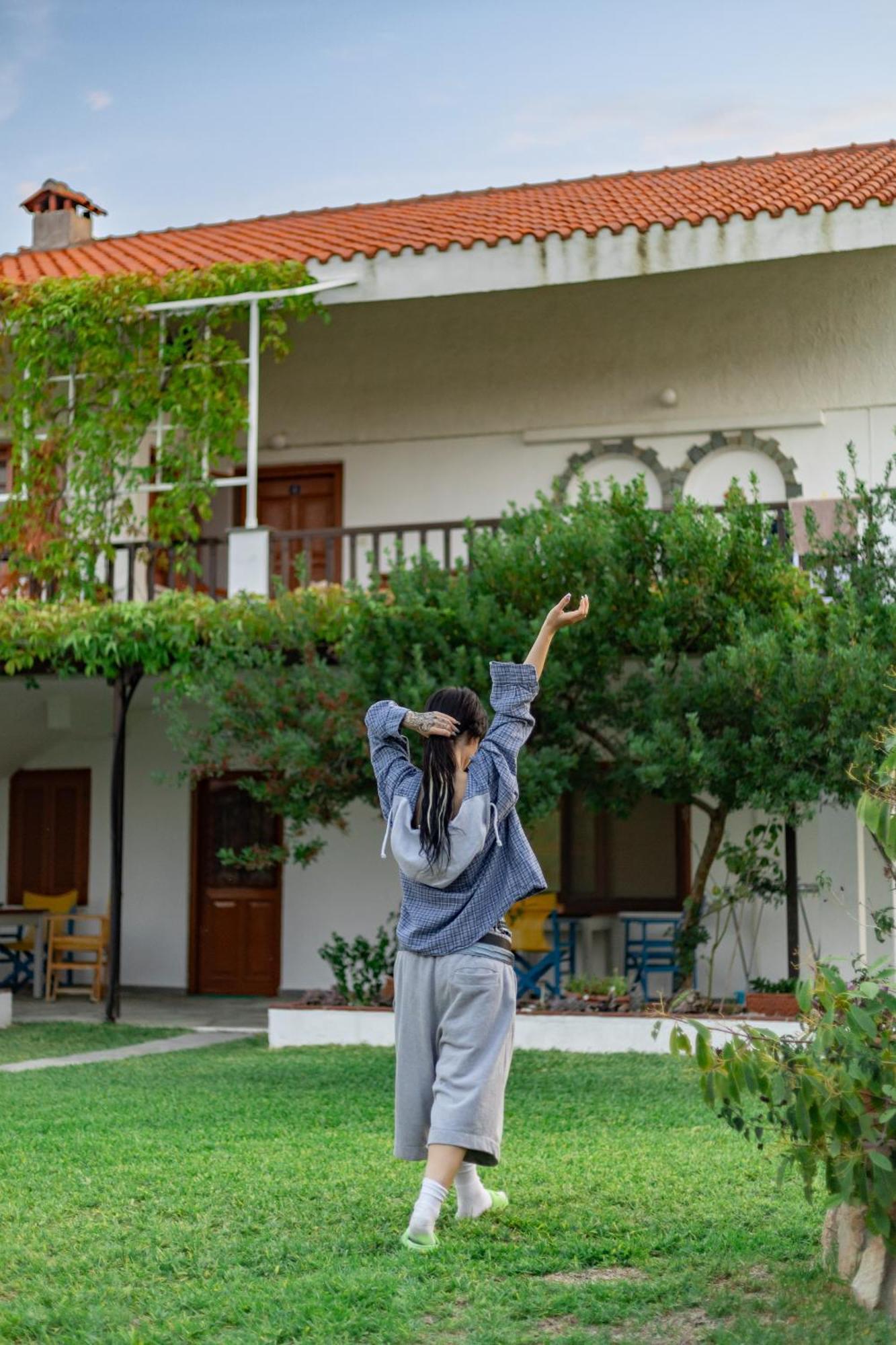 Lila Apartments Vourvourou Exterior photo